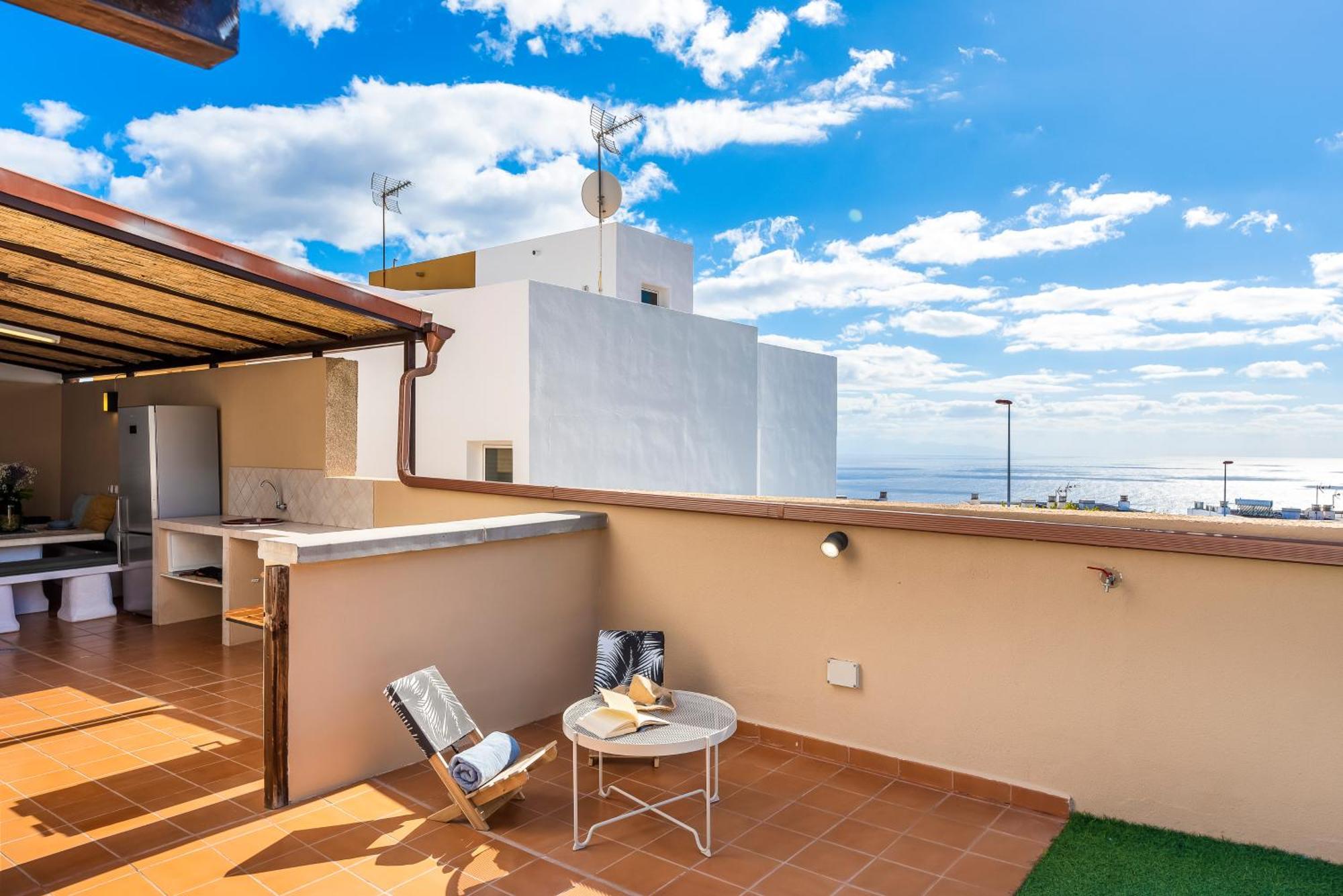 Villa Trueno Refugio De Lujo Con Piscina Climatizada Y Vistas كانديلاريا المظهر الخارجي الصورة